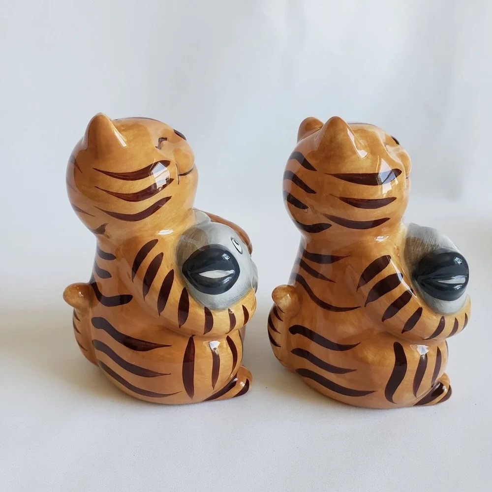 Ginger Orange Cat Salt And Pepper Set Stripped Tabby Holding Fish